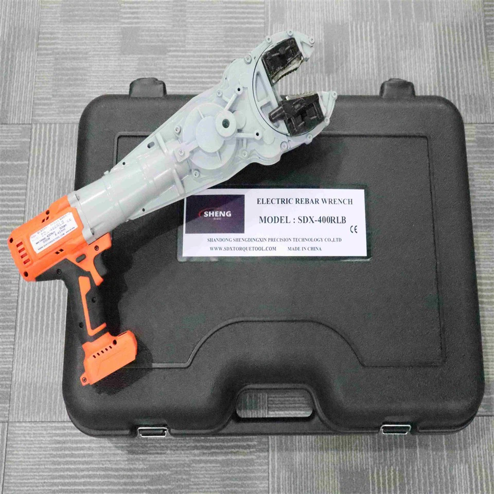 Akumulatorski jekleni nasadni električni ključ